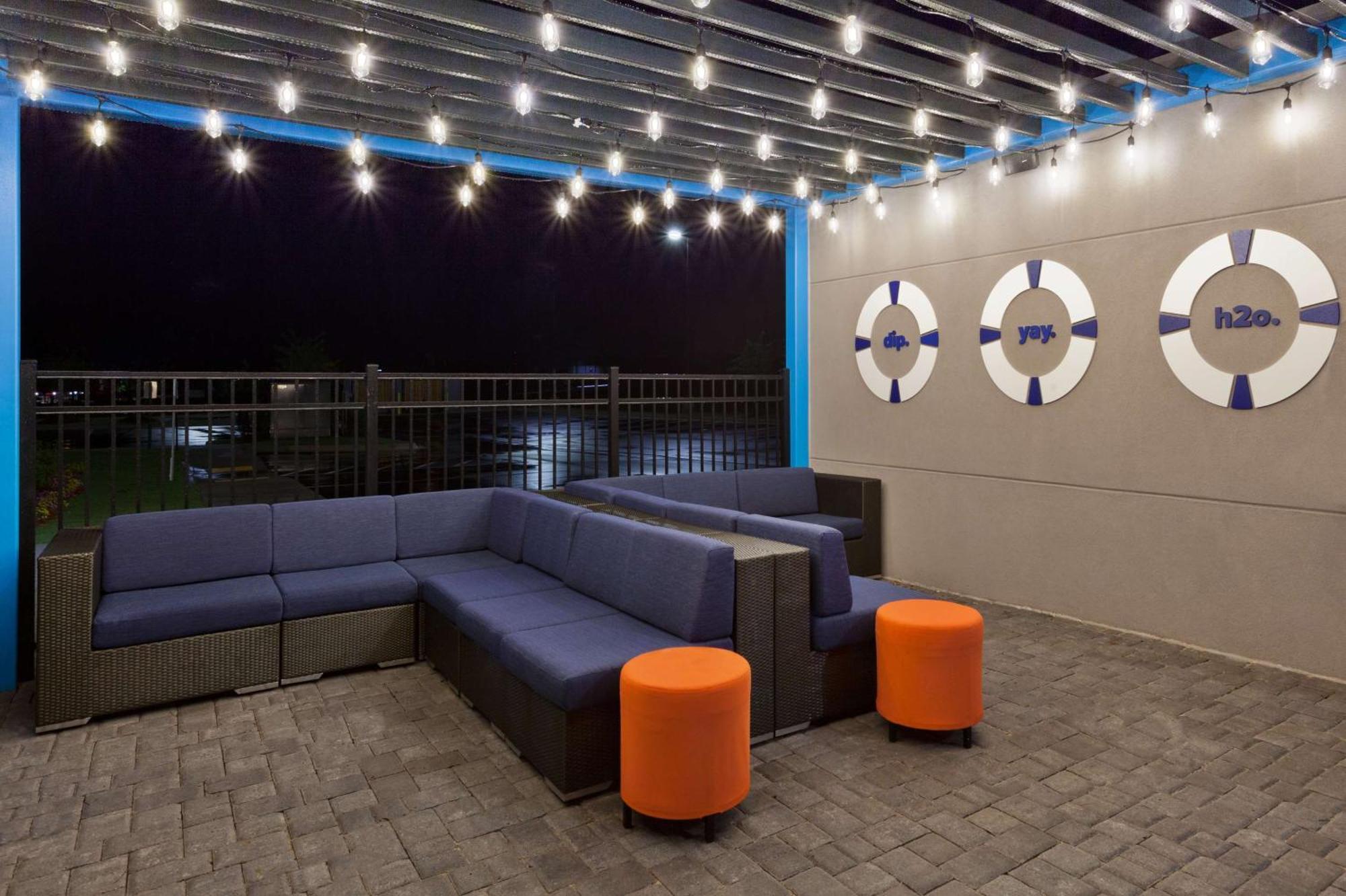 Hotel Tru By Hilton Auburn Exteriér fotografie